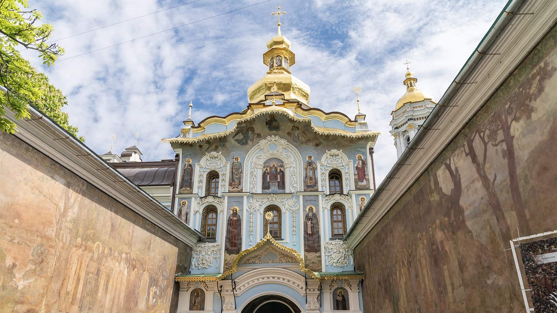 Киево-Печерская Лавра: музей-заповедник, монастырь, пещеры. Практическая информация, фото